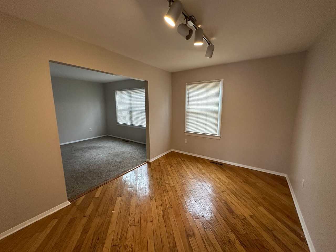 2824 Wellesley Court - Photo 5 of 30