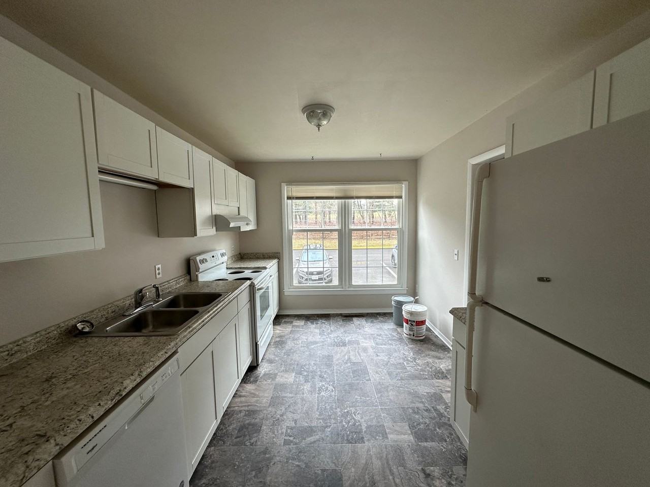 2824 Wellesley Court - Photo 6 of 30