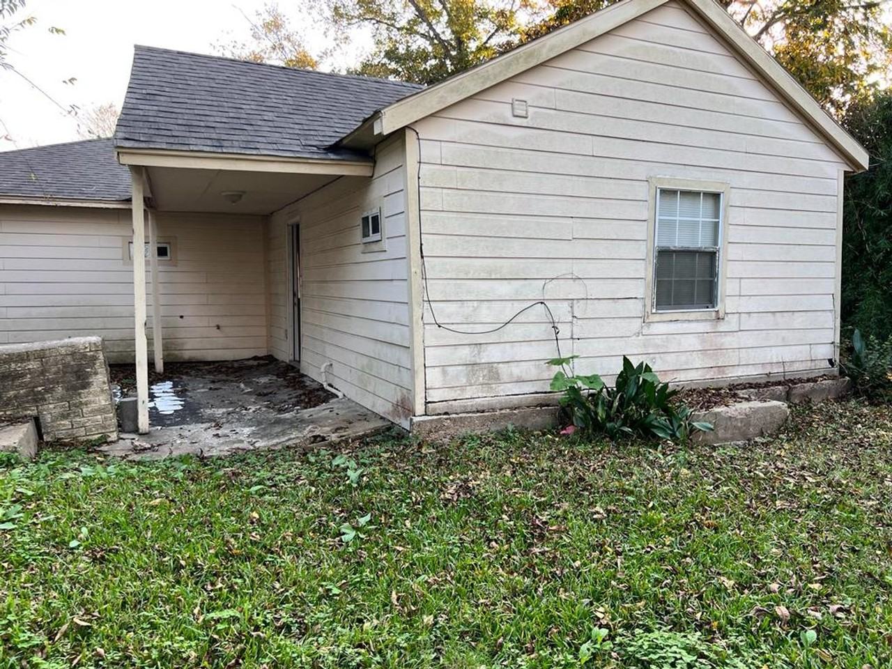 5117 Longmeadow St - Photo 5 of 13