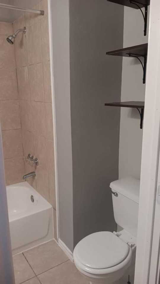 2040 Sunset Dr - Photo 7 of 10