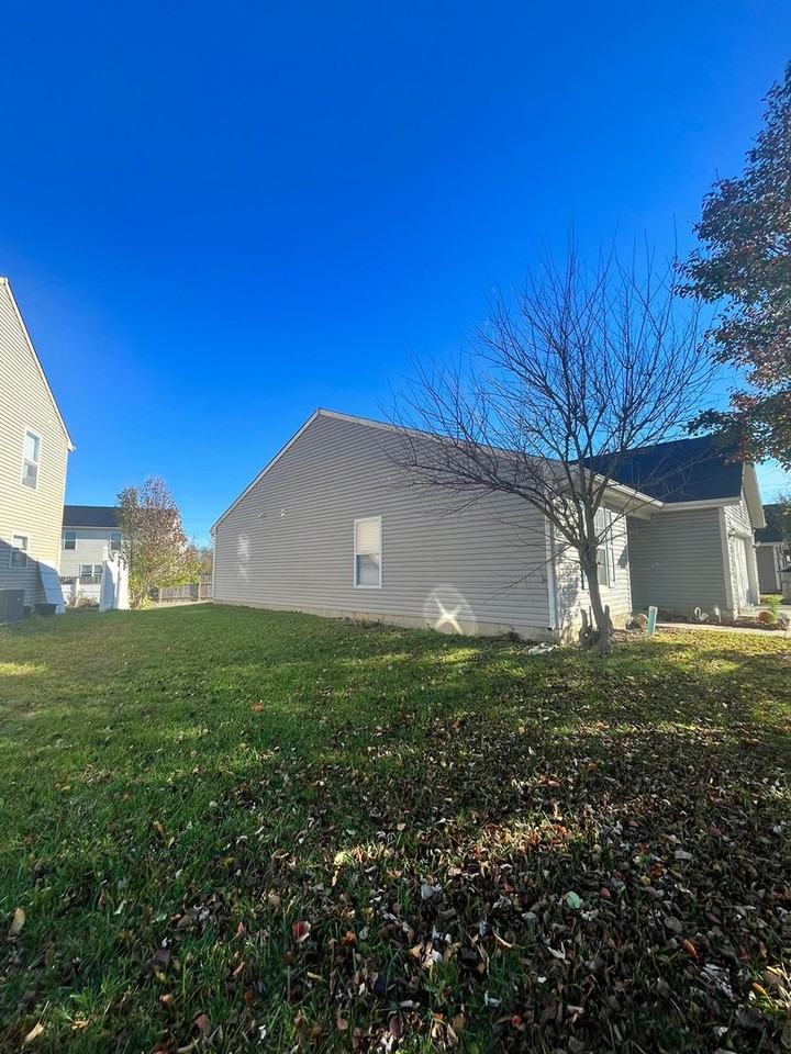 3151 Hemlock Way - Photo 2 of 7