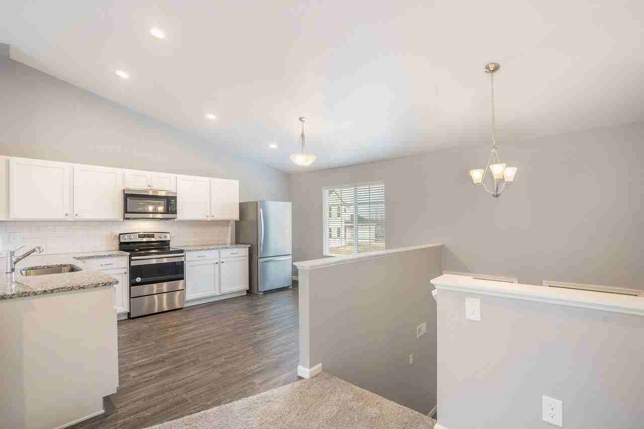 6873 Asher Trl - Photo 2 of 24