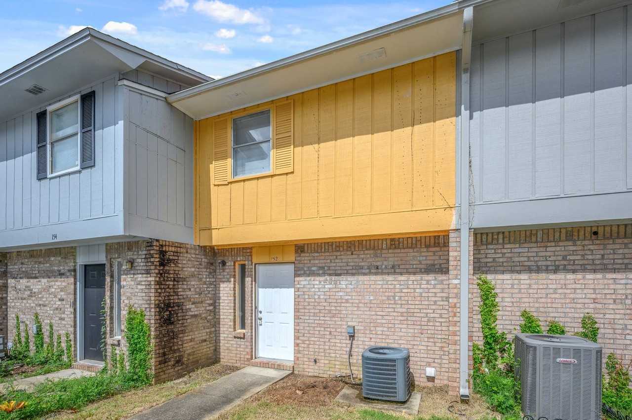 152 Scottwood Dr Se - Photo 2 of 29