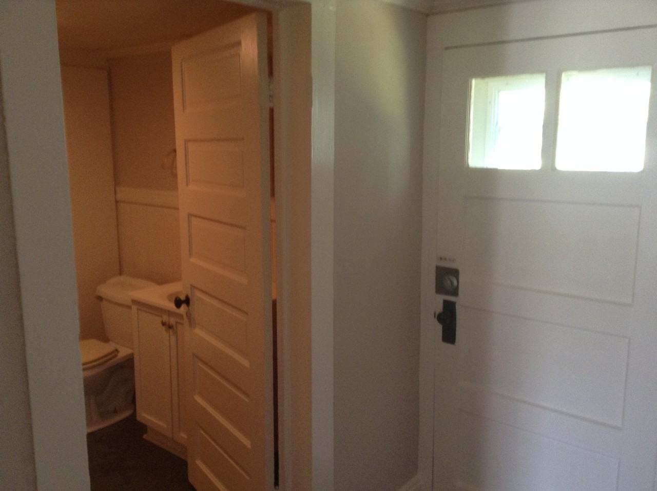 221 Ross St - Photo 5 of 7