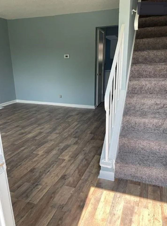 Canterbury Townhomes - Photo 7 of 45