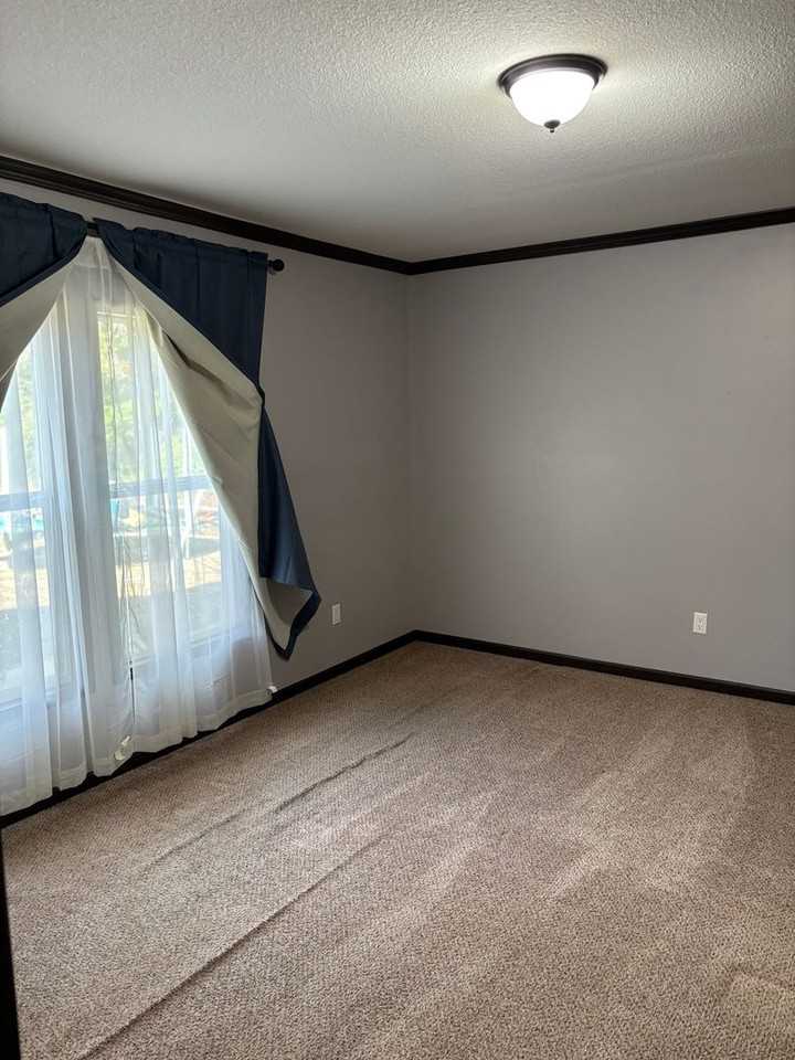 14 Ivey Hart Ln - Photo 2 of 17