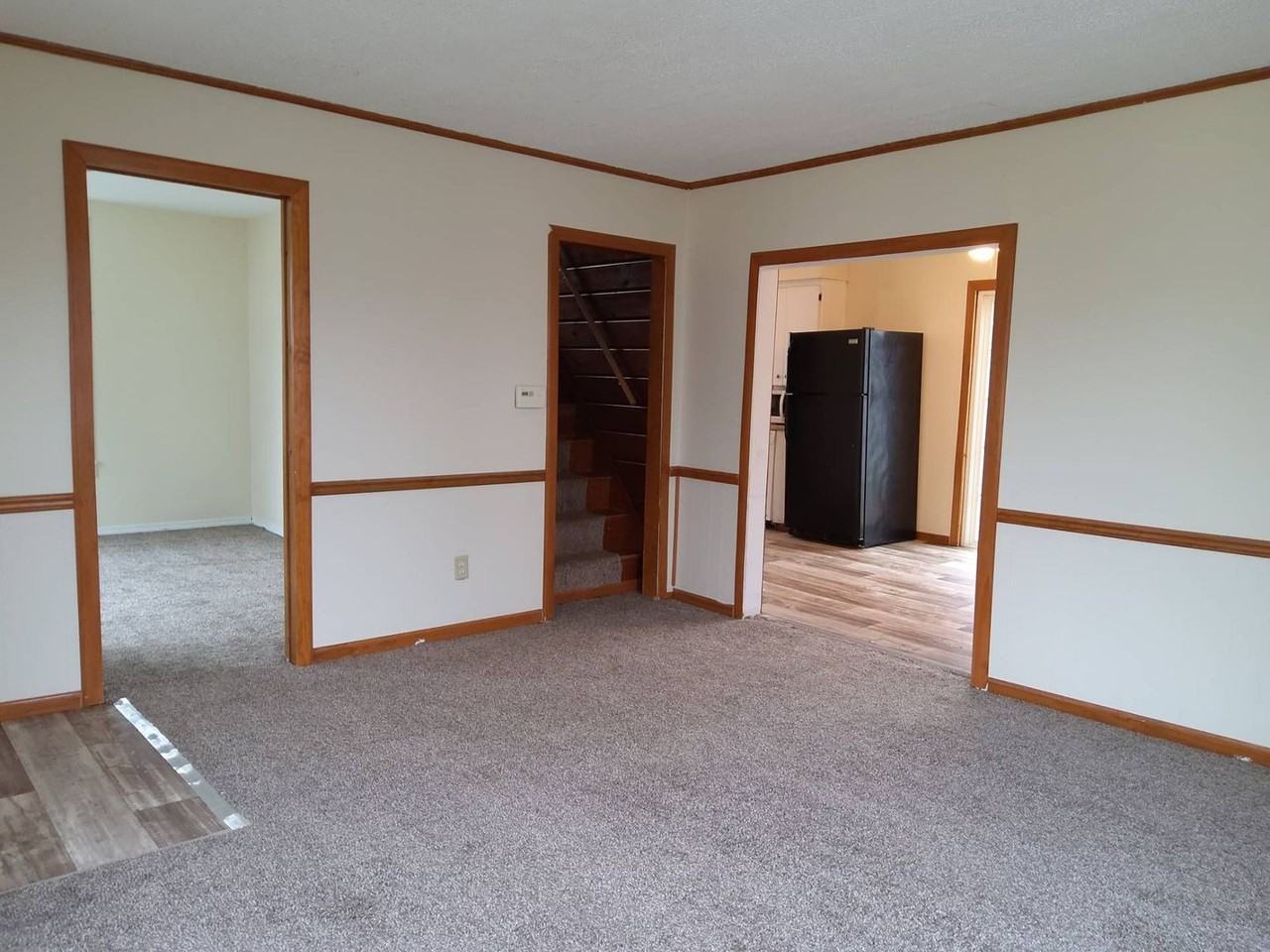 202 W Boston St - Photo 3 of 12