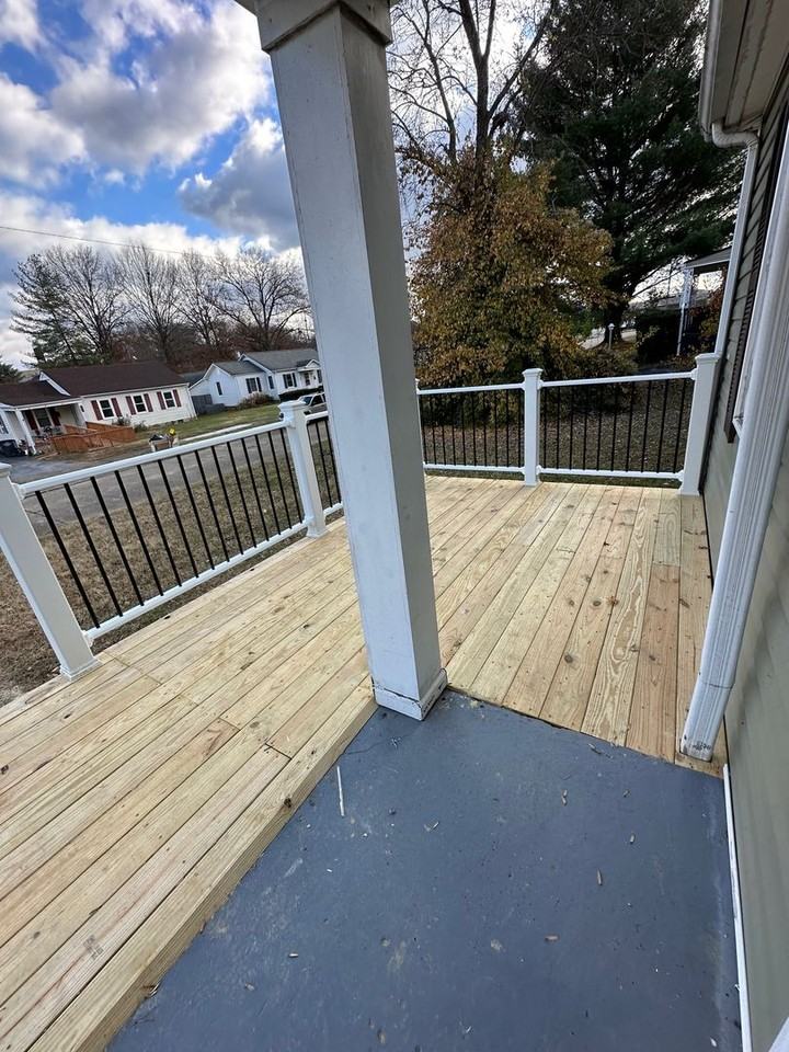 1617 Fairfield Ave - Photo 4 of 35