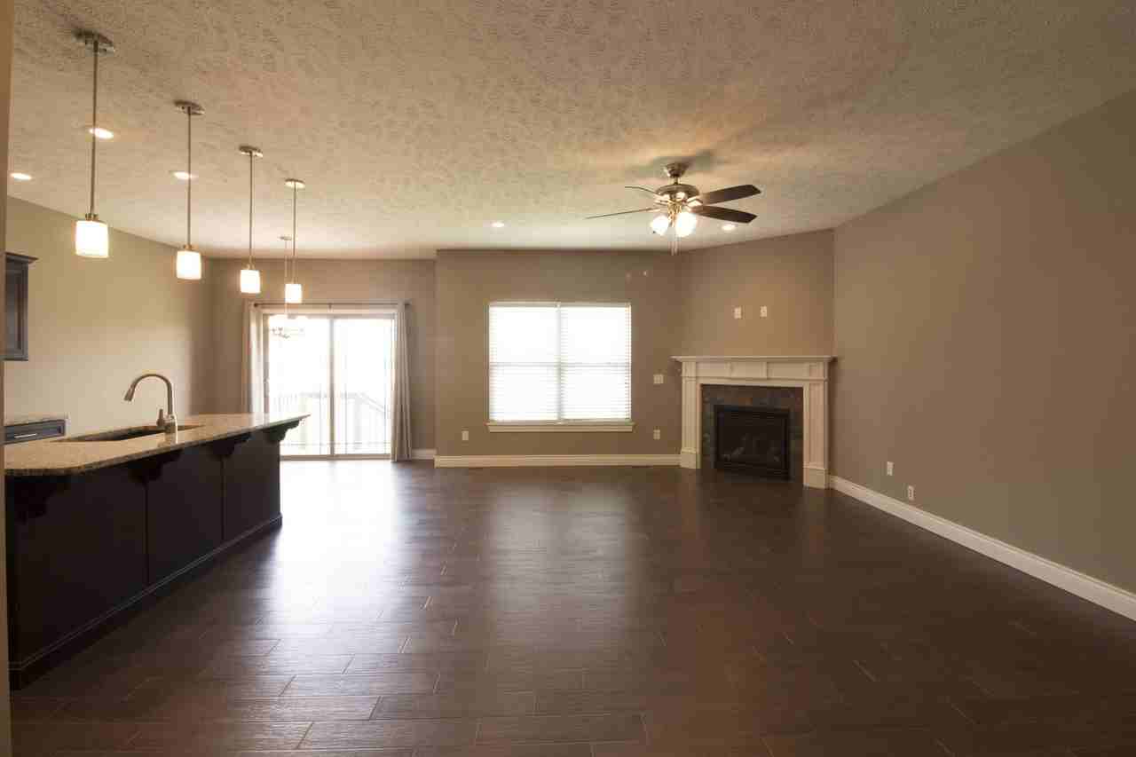 1927 N Pavilion Pl - Photo 2 of 20