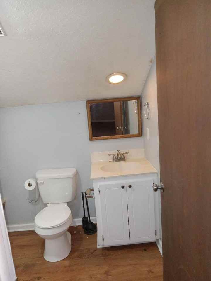 419 N Country Club Dr - Photo 2 of 14