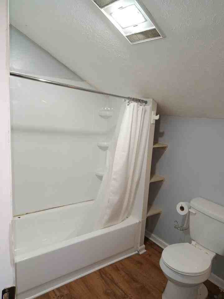 419 N Country Club Dr - Photo 3 of 14