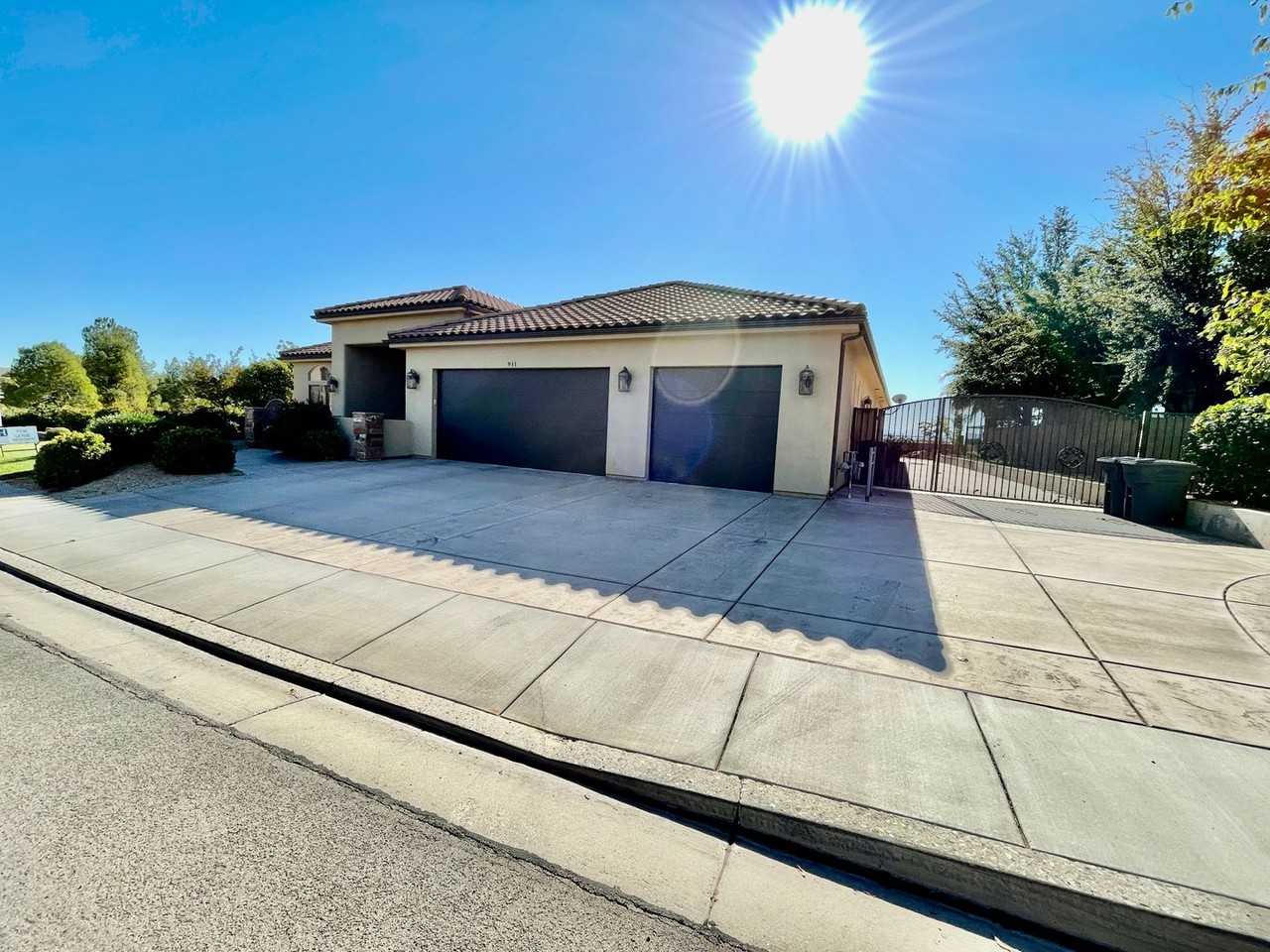 911 W Blue Mountain Rd - Photo 4 of 33