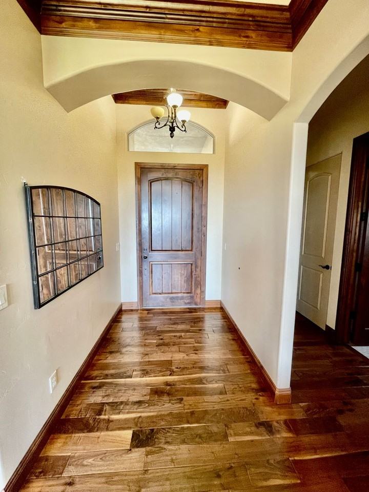 911 W Blue Mountain Rd - Photo 5 of 33