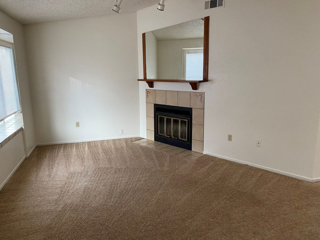 4600 Beechwood St #52 - Photo 2 of 6