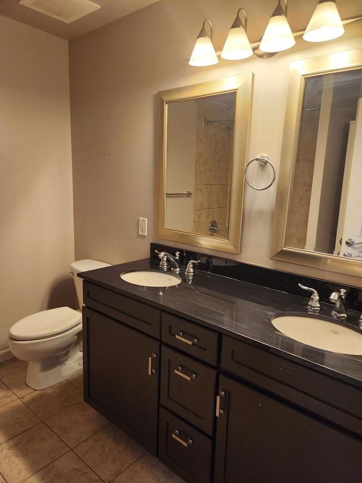 1975 N Grant St #323 - Photo 5 of 16