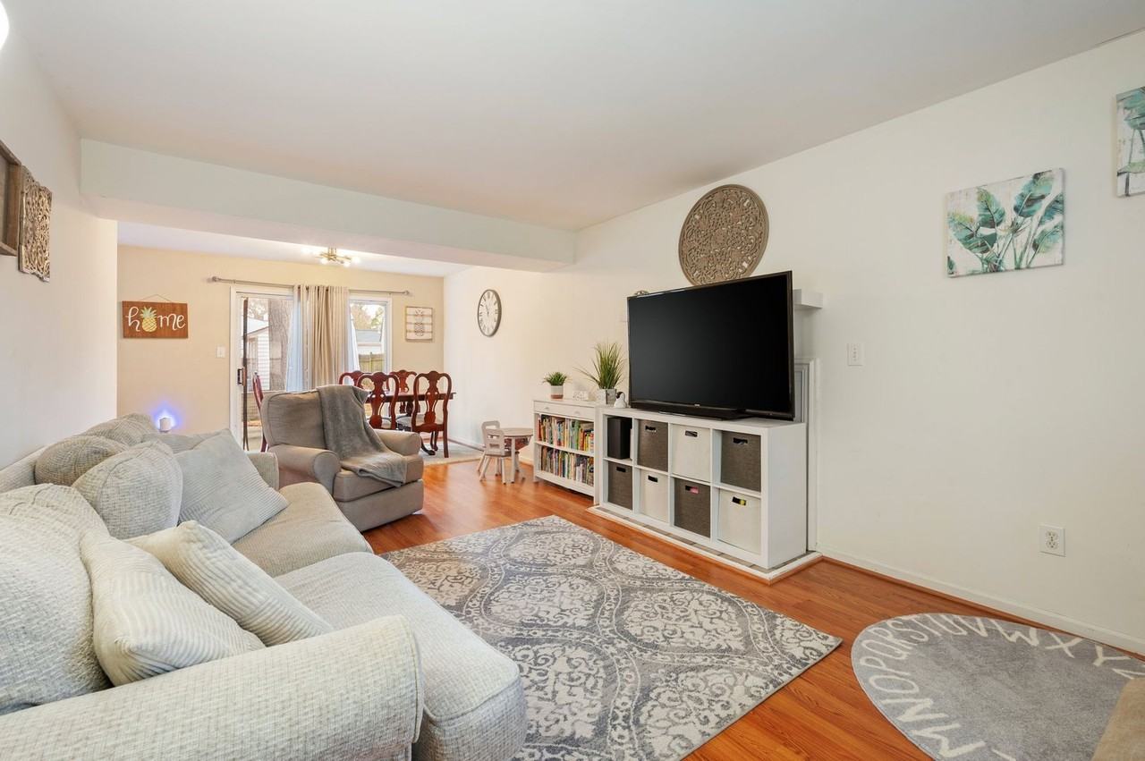 28 Mellon St - Photo 3 of 21