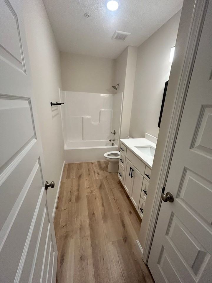 2597 Cypress St - Photo 5 of 27