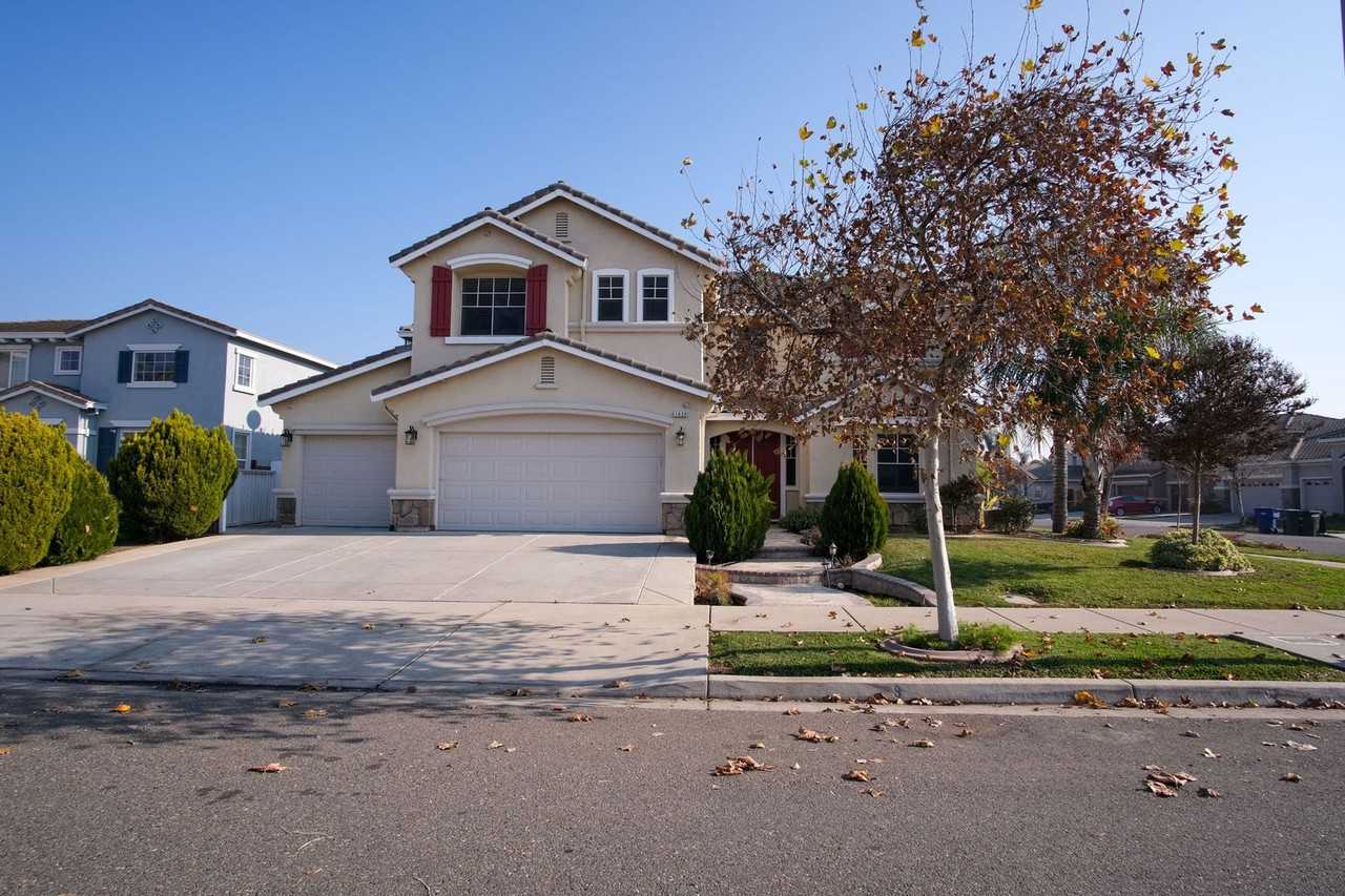 1620 Fiddleleaf Ln - Photo 3 of 44