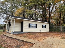 100 Hamer Pl - Photo 1 of 1