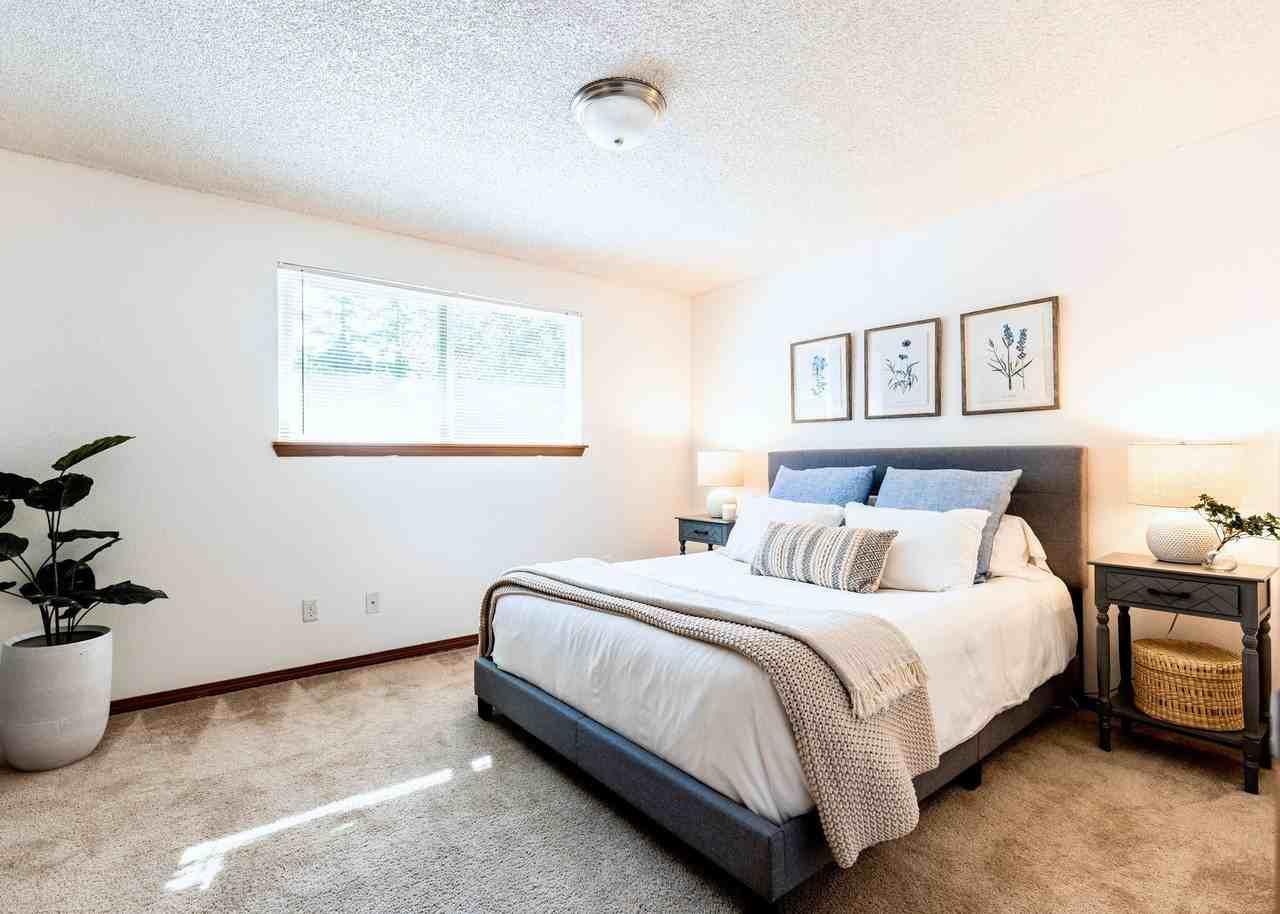 Westview Terrace - Photo 6 of 15