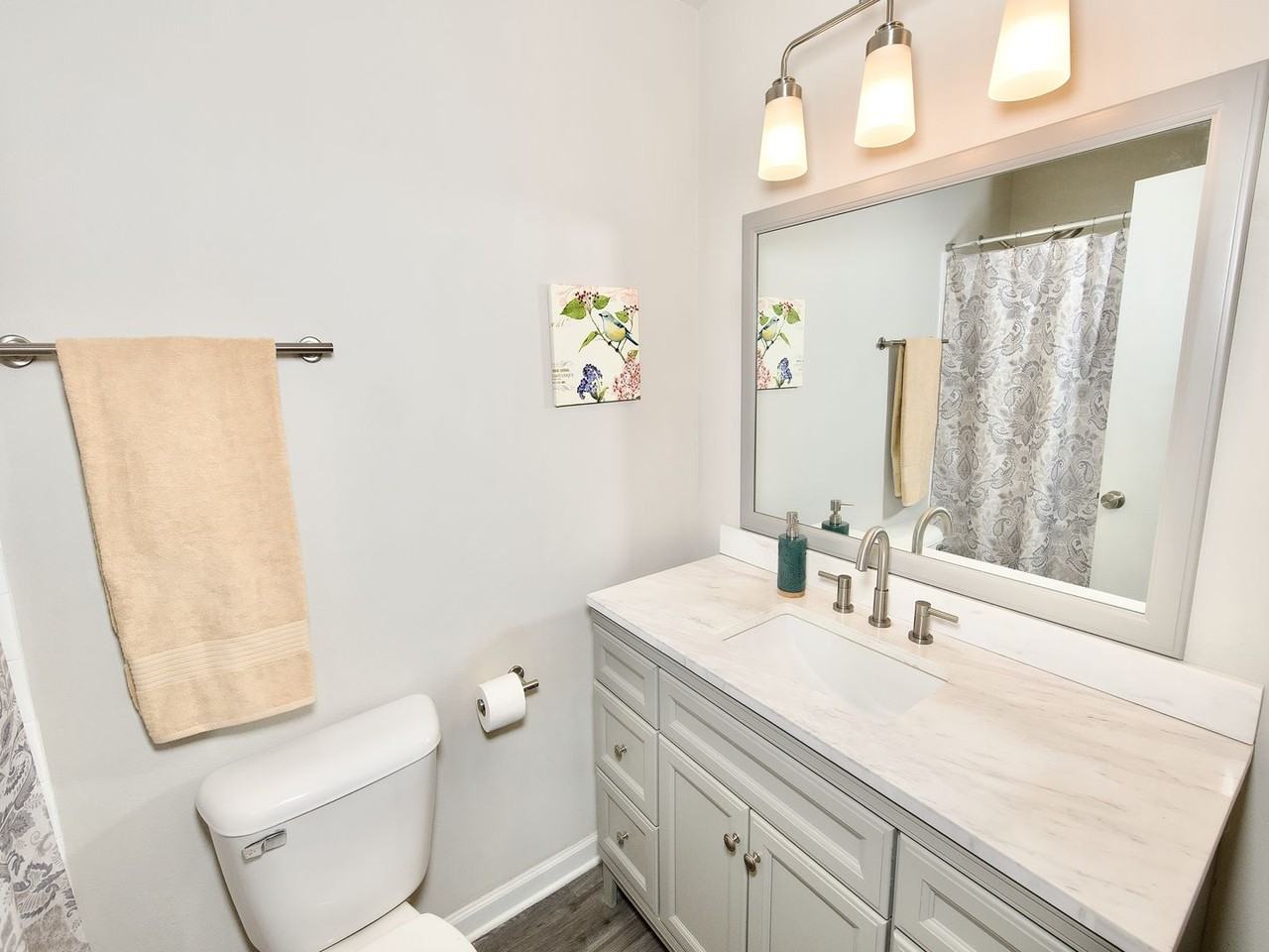 916 Tanglebriar Dr - Photo 2 of 21