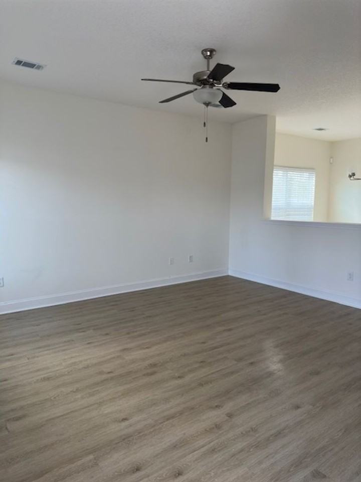 241 Whipple Ave - Photo 2 of 12