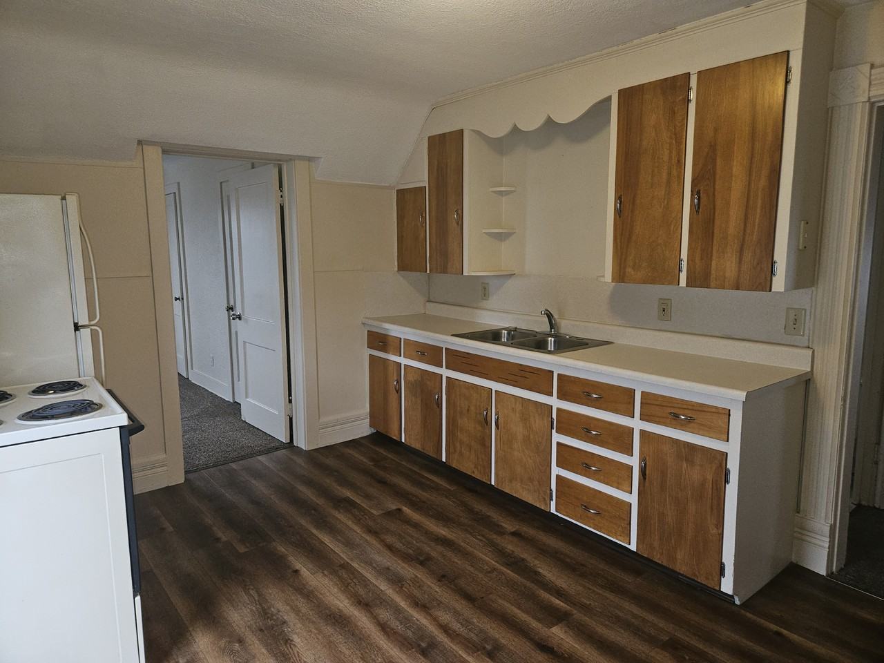 281 1/2 Jefferson St - Photo 3 of 3