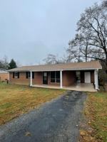 featured image of 2016 Barker Blvd