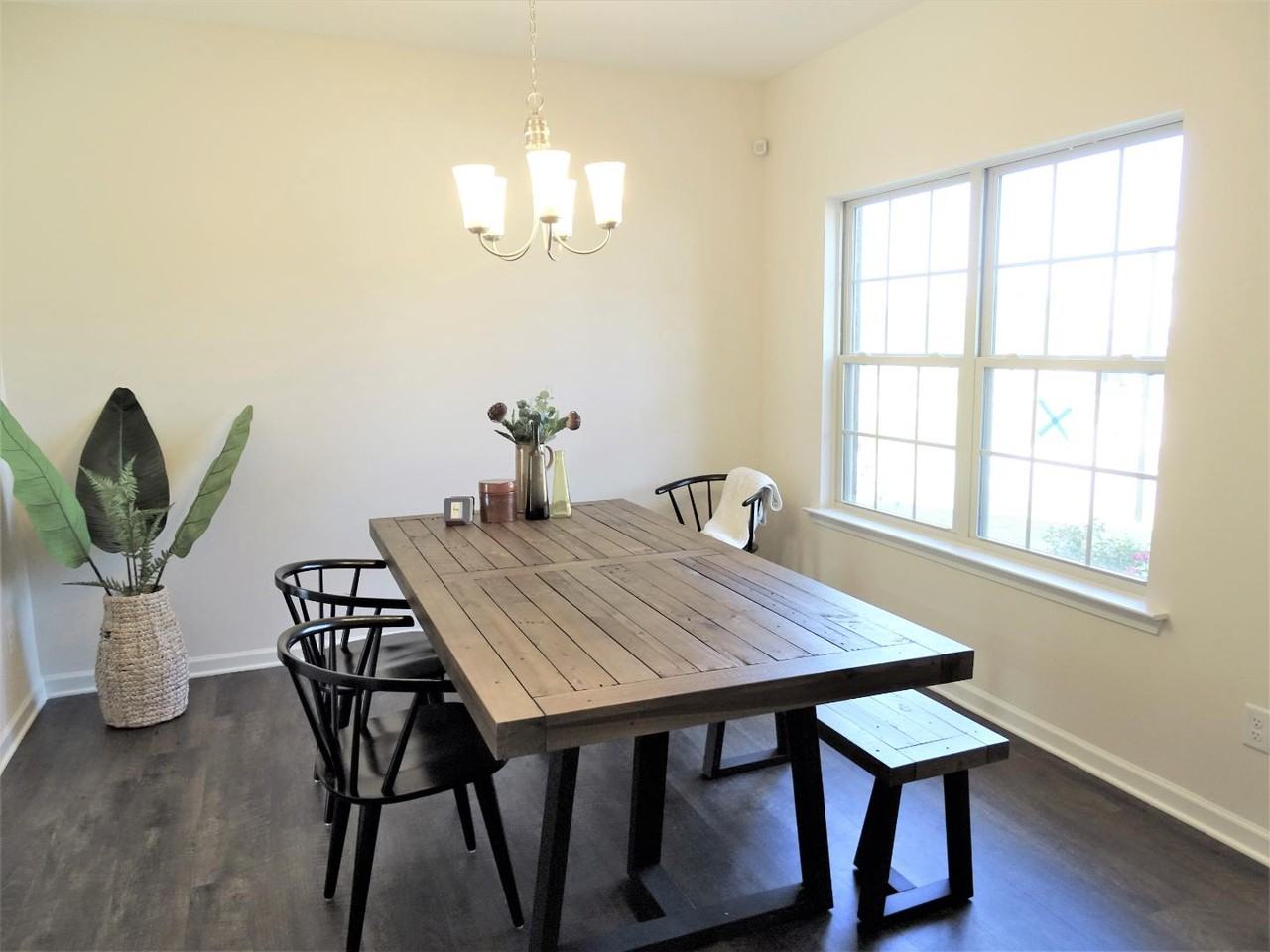 5148 Magazine Lane - Photo 2 of 10