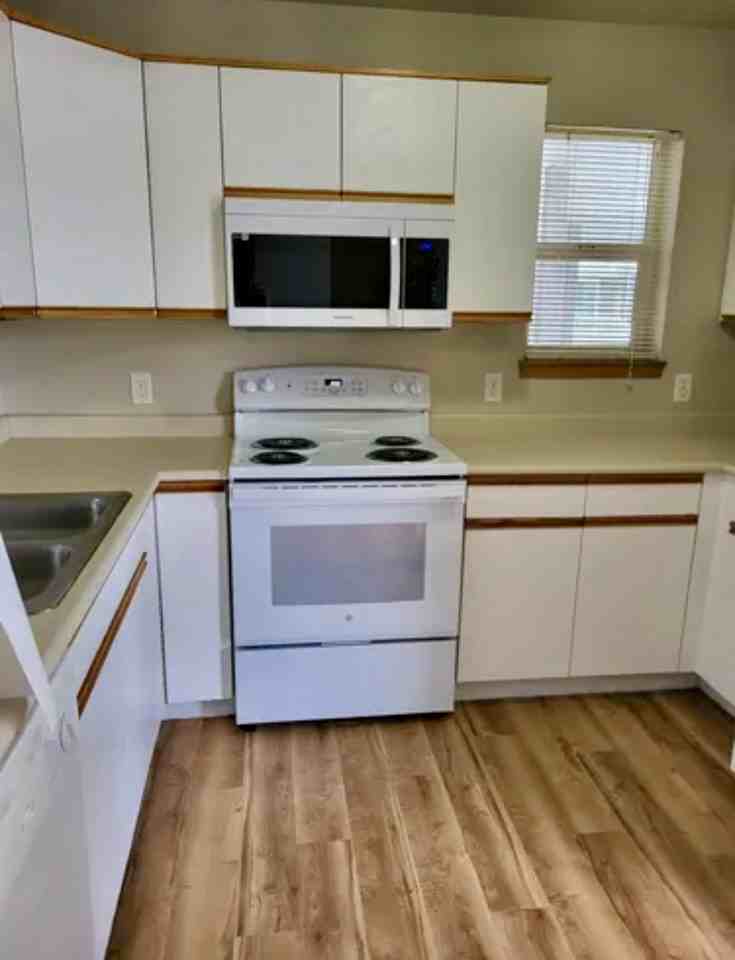 1815 Wyoming St - Photo 2 of 9
