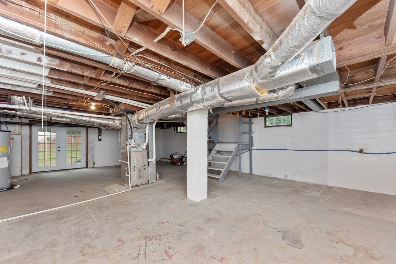 240 S Charity St #NA - Photo 3 of 15