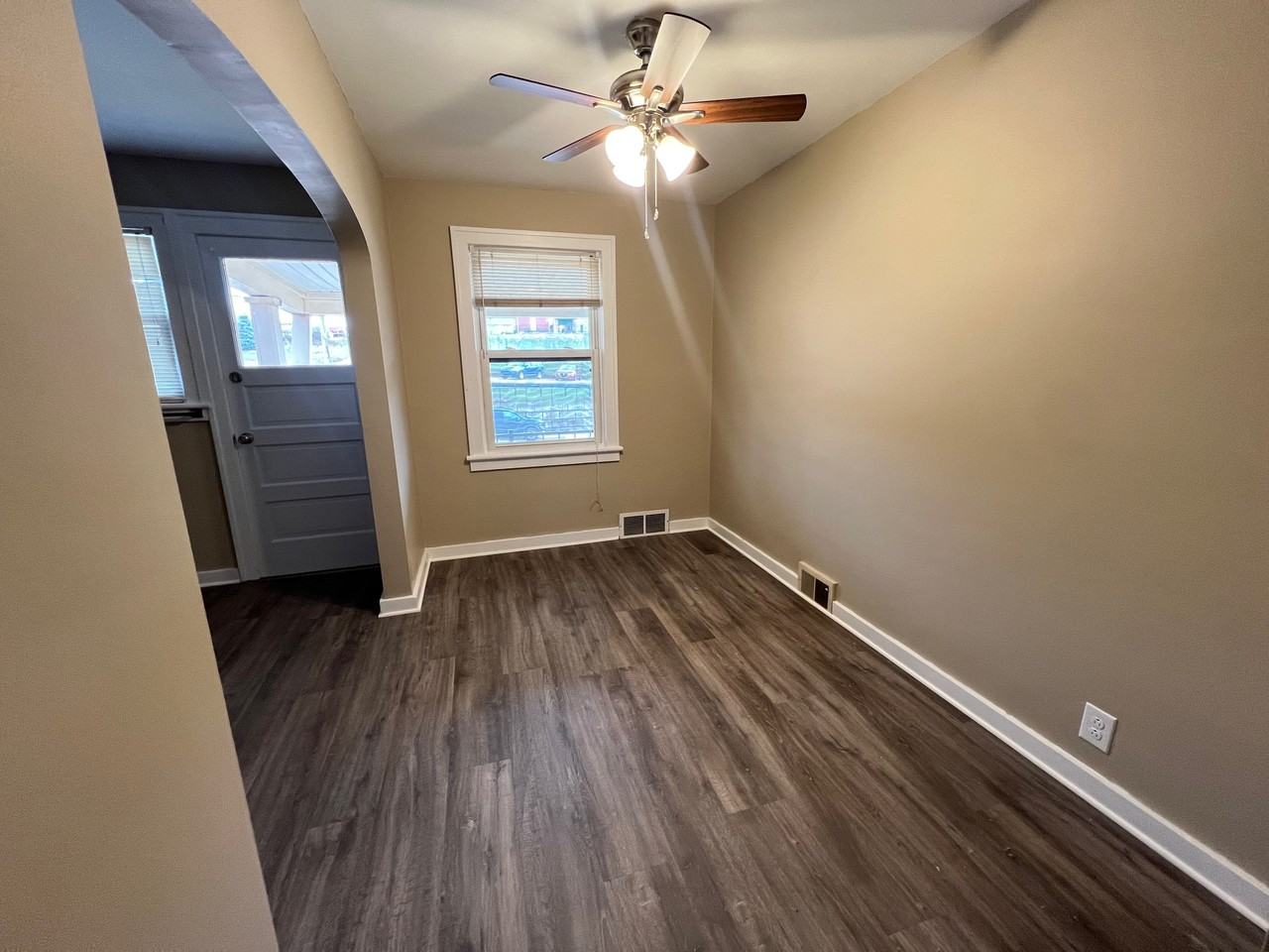 111 N Butler St #C - Photo 3 of 13