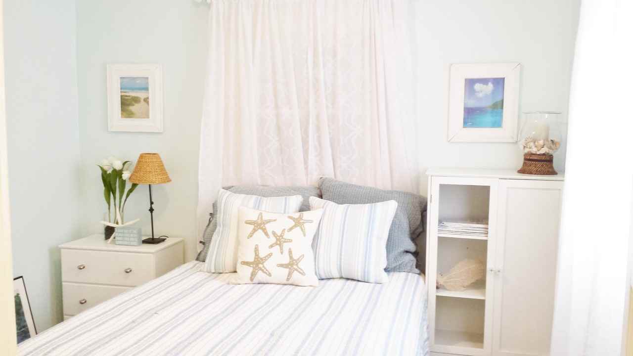 214 1/2 Avenue C #NA - Photo 5 of 8