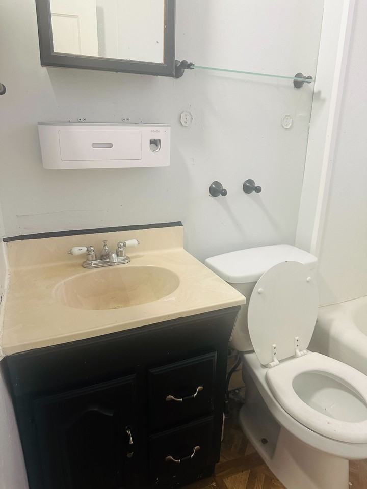 1206 Thomas St #NA - Photo 3 of 15