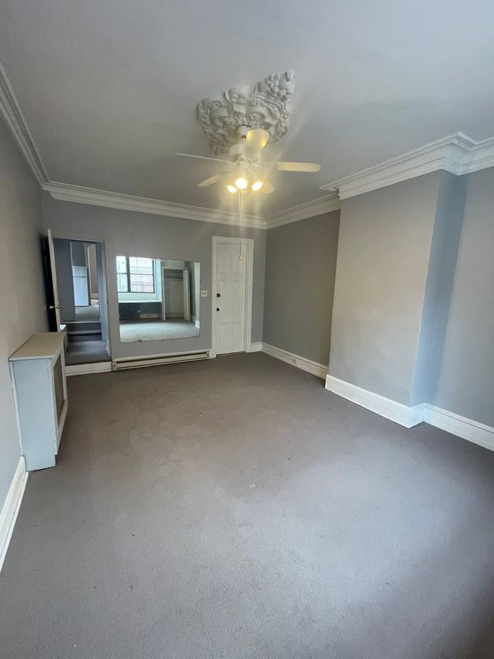 818 S 8th St #2 - Photo 2 of 24