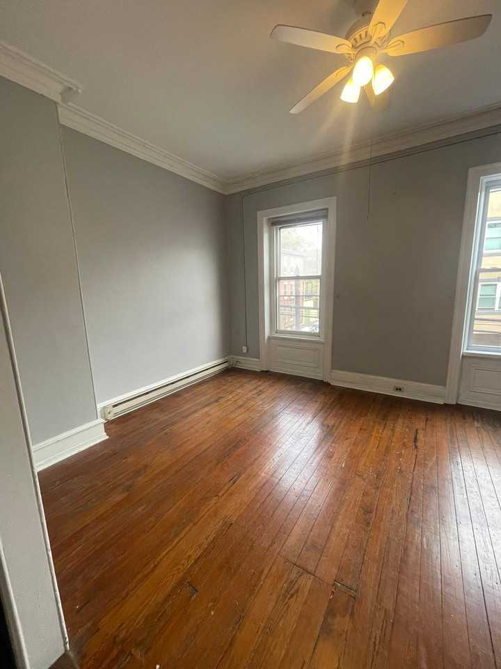 818 S 8th St #2 - Photo 7 of 24