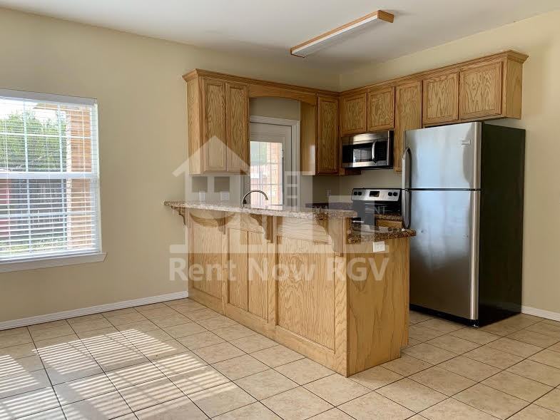 2618 Phoenix St #NA - Photo 3 of 13