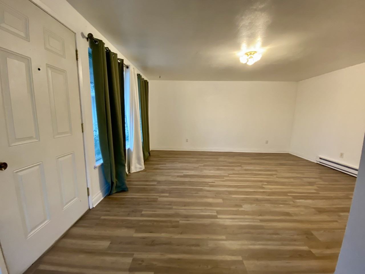 310 Se 3rd St #4 - Photo 2 of 8