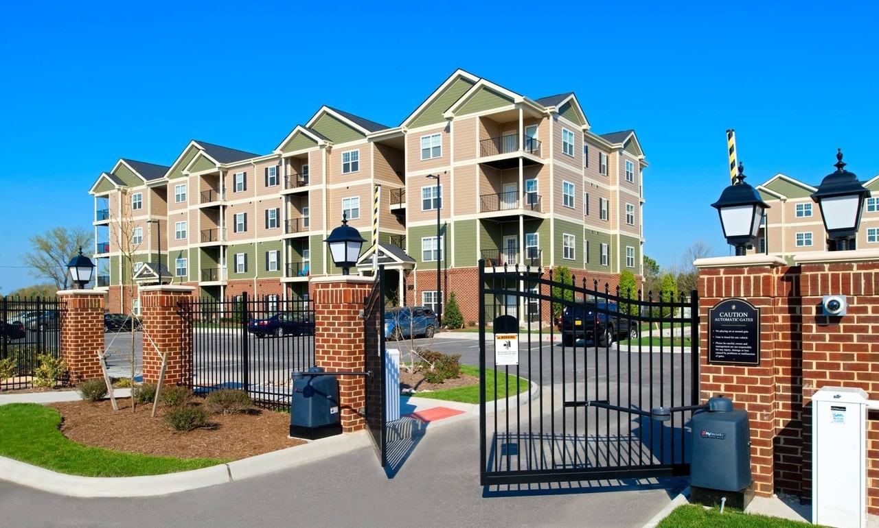 Meridian Harbourview - Photo 2 of 26