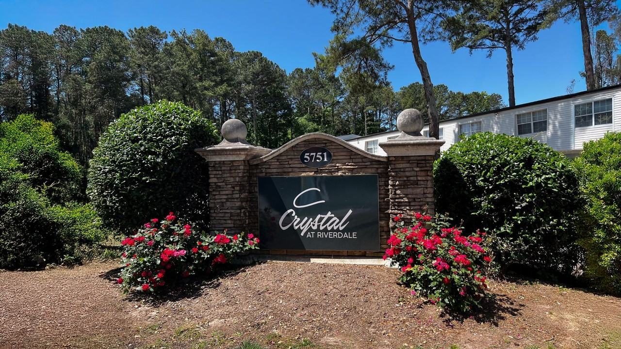 Crystal at Riverdale - Photo 3 of 50