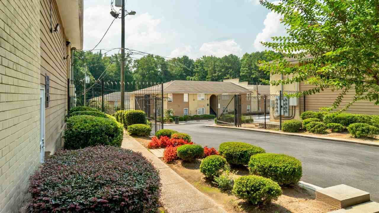 Crystal Heights Apartments - Photo 3 of 16