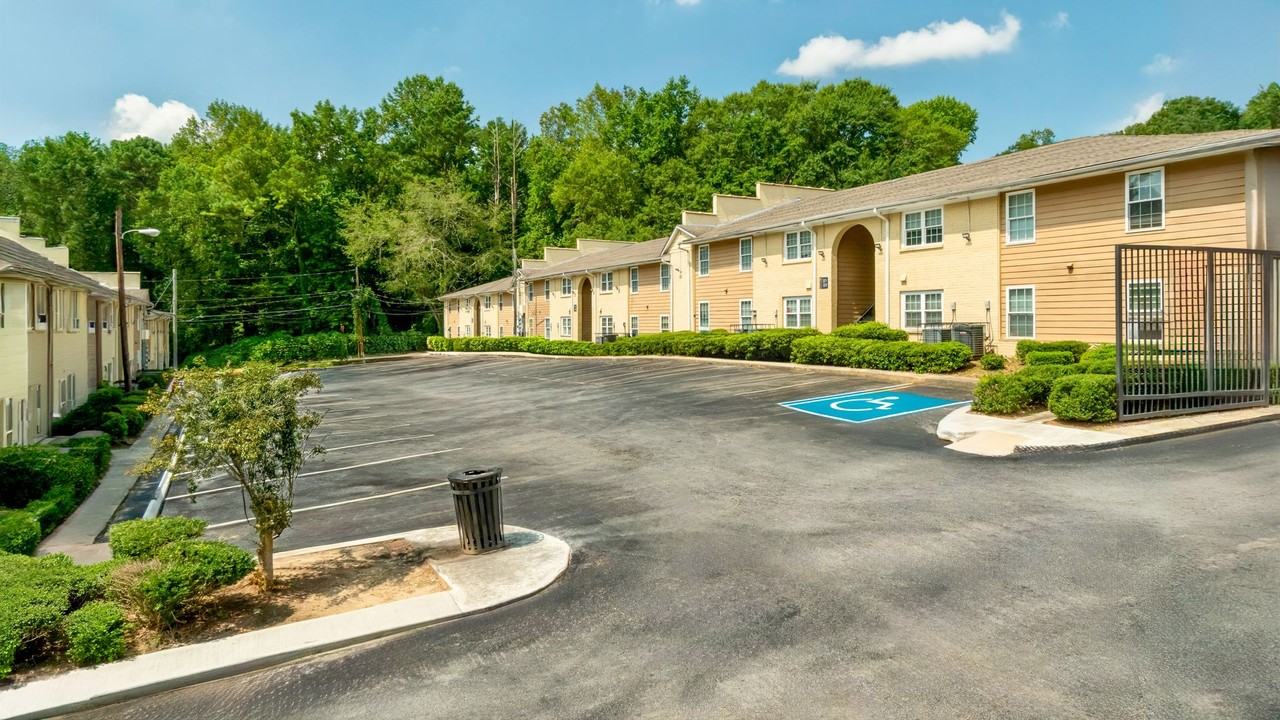 Crystal Heights Apartments - Photo 6 of 16