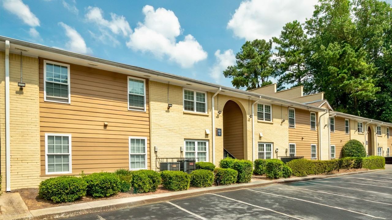 Crystal Heights Apartments - Photo 7 of 16