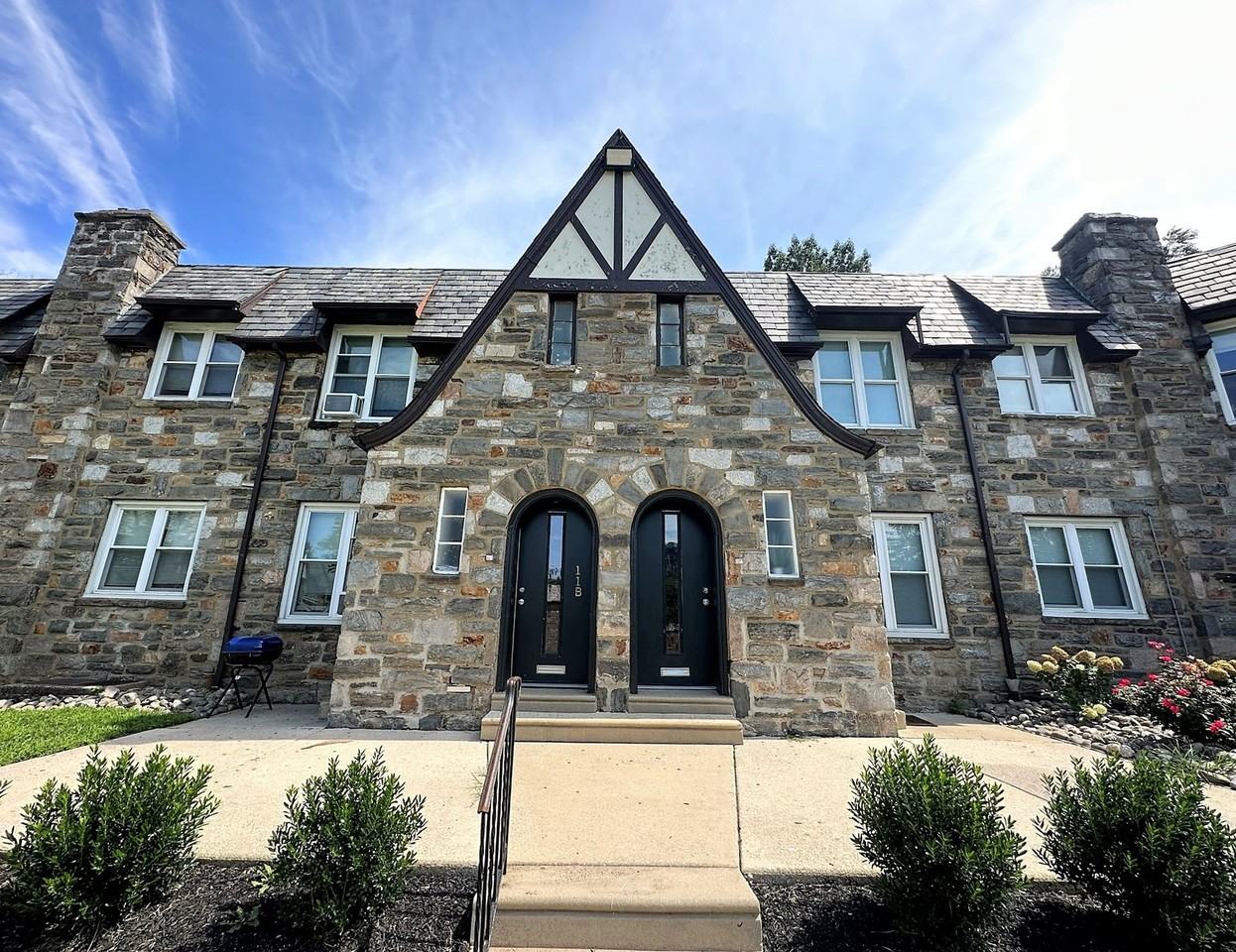 4927 Wynnefield Ave - Photo 3 of 50