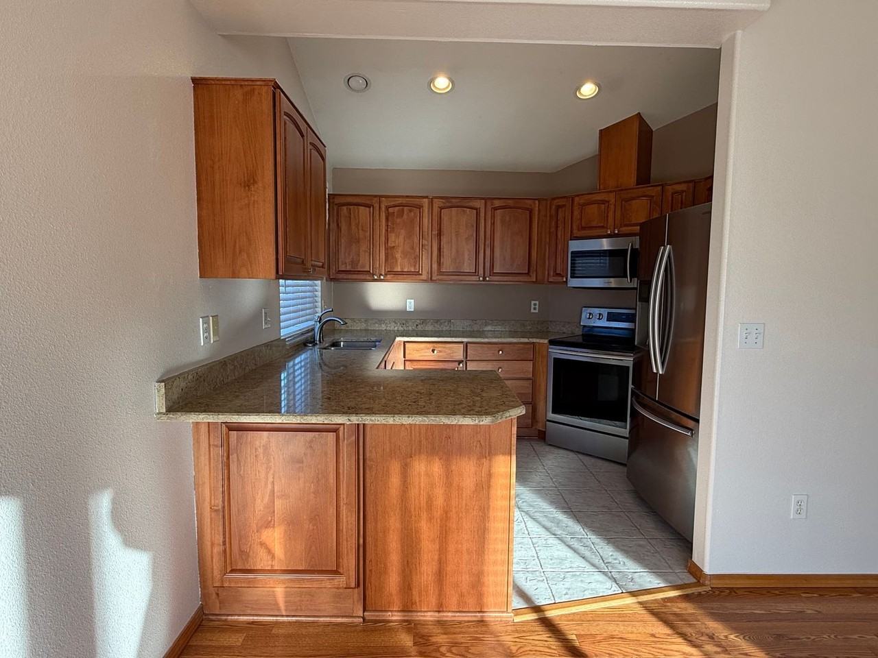 11124 17th St Se - Photo 4 of 23