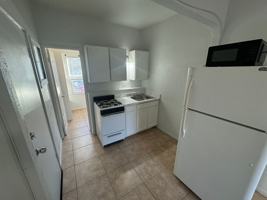 featured image of 204 E 2nd Ave