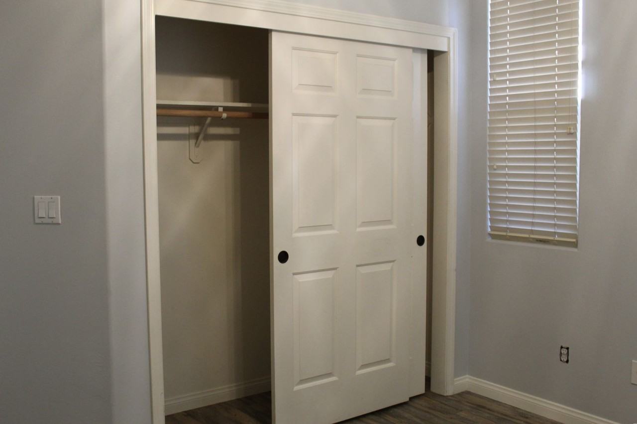 231 Bloomfield Dr - Photo 7 of 30