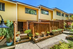 2613 E Madison St - Photo 1 of 1