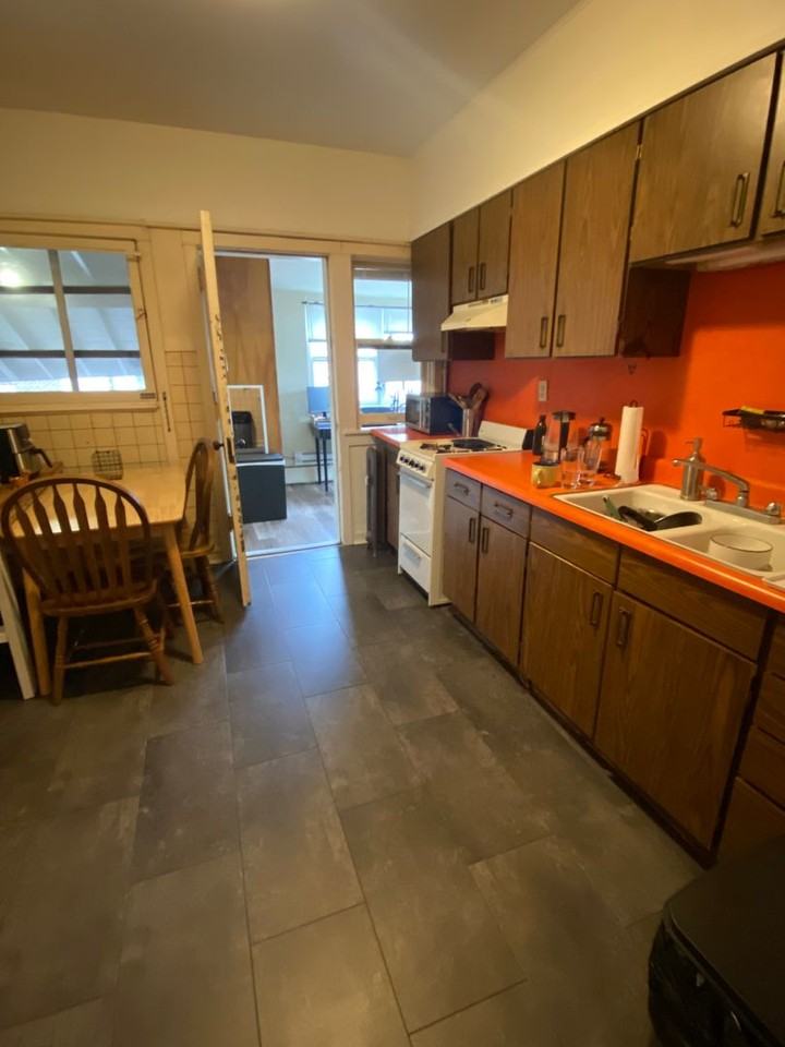 10 E. Gorham - Photo 5 of 21