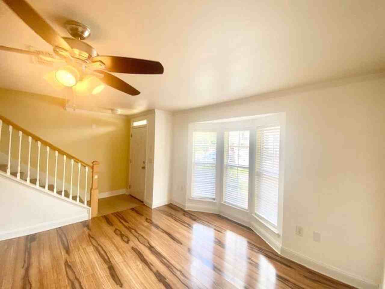 514 Wingspan Way - Photo 2 of 21